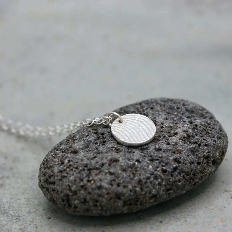 Àdduna Necklace | cuttlefish texture