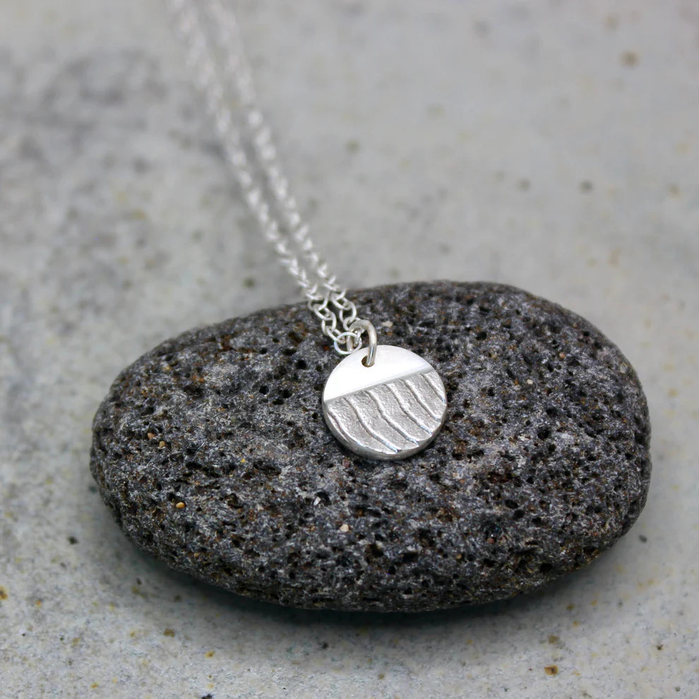 Àdduna Necklace | cuttlefish texture